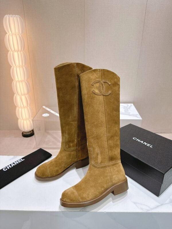 Chanel 24ss Long Boots Camel