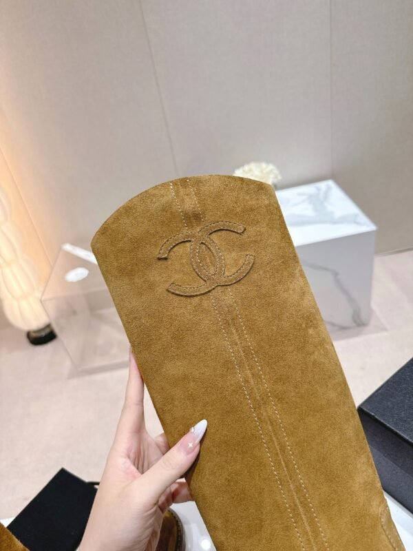 Chanel 24ss Long Boots Camel