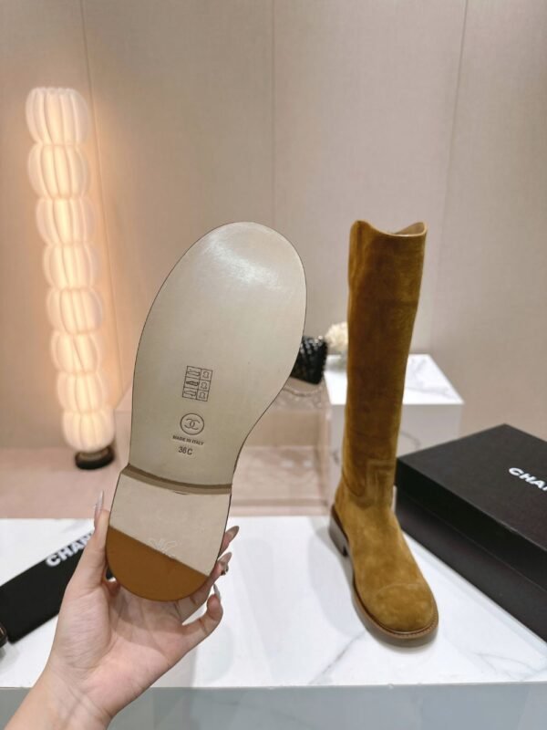 Chanel 24ss Long Boots Camel