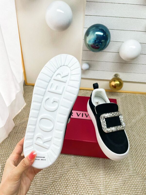 Rogor Vivi  Square Buckle Black