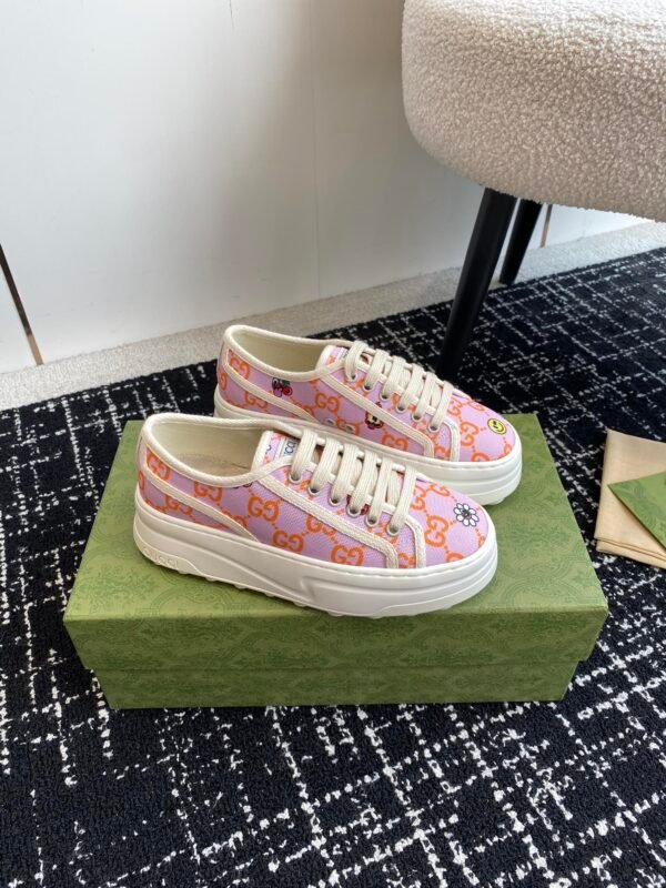 Gucci  Flat Shoes GG 24ss Pink Flower