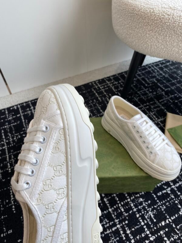 Gucci  Flat Shoes GG 24ss White