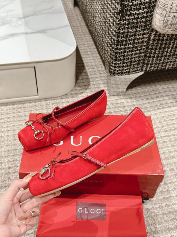 Gucci Sabato 24ss Red