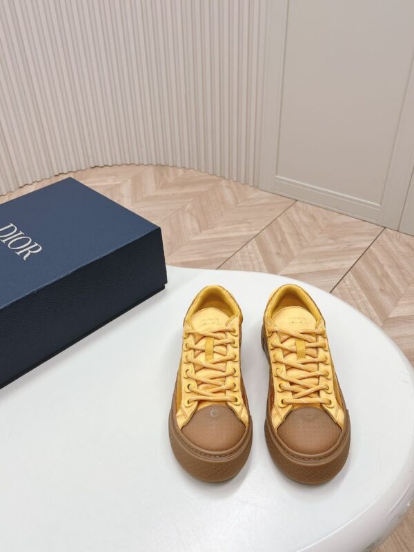 Dior B33  Yellow Brown
