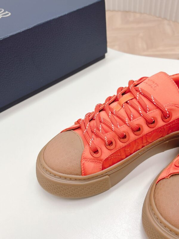 Dior B33  Orange Brown