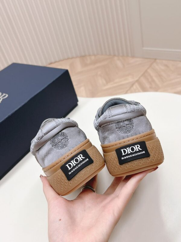Dior B33  Grey Brown