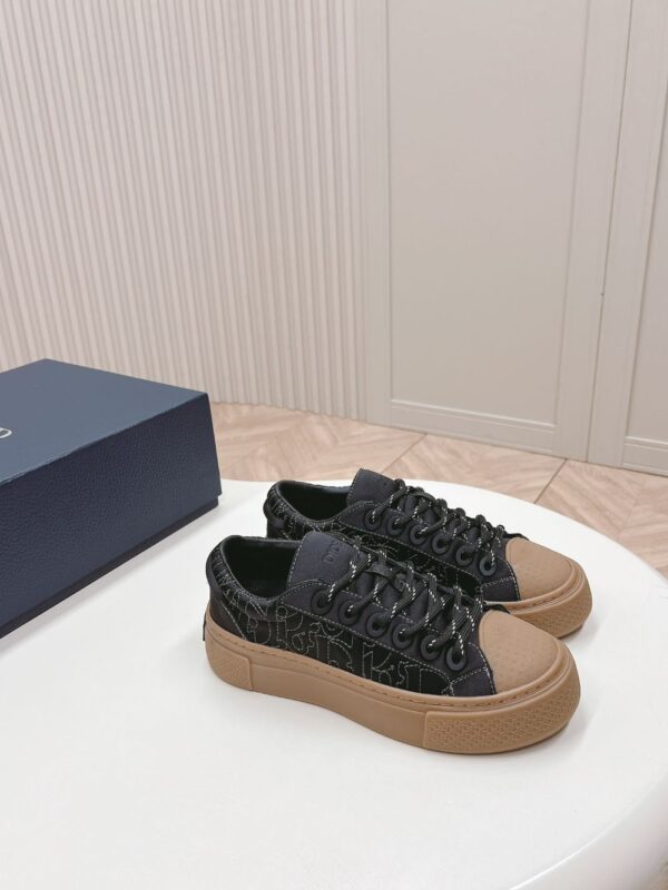 Dior B33  Black Brown