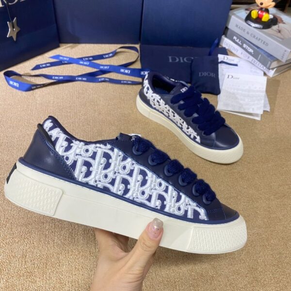 Dior B33  Deep Blue Flower