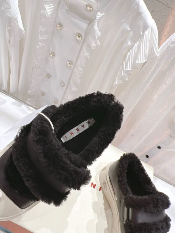 Marni  Wool Flat Shoes Black