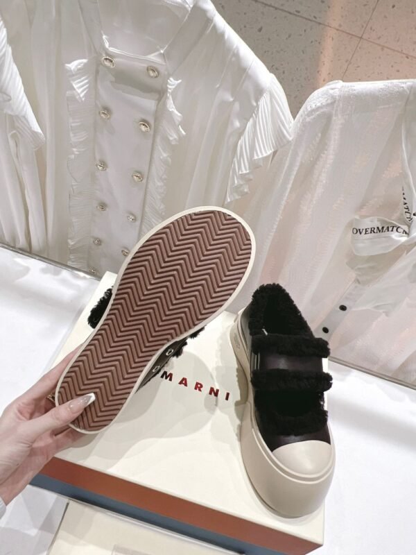 Marni  Wool Flat Shoes Black