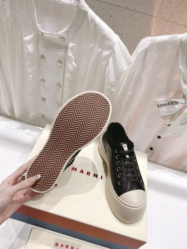 Marni  Wool Flat Shoes 24ss Black