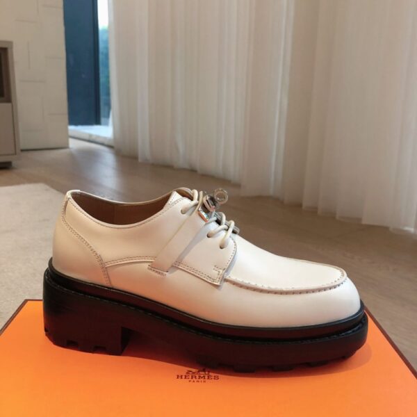 Hermes Eclair White