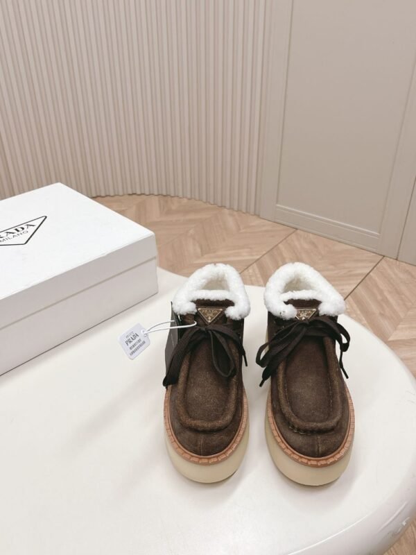 Prada Snow Boots Brown