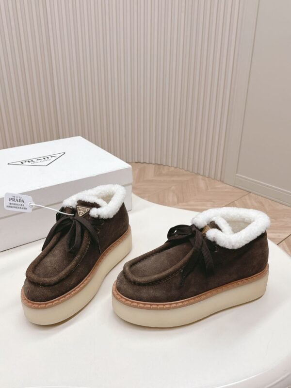 Prada Snow Boots Brown