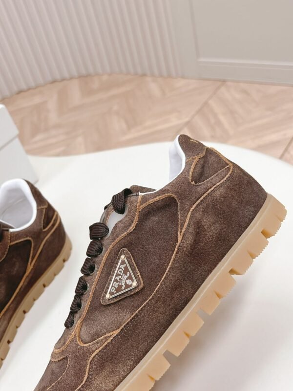 Prada GAT 24ss Deep Brown