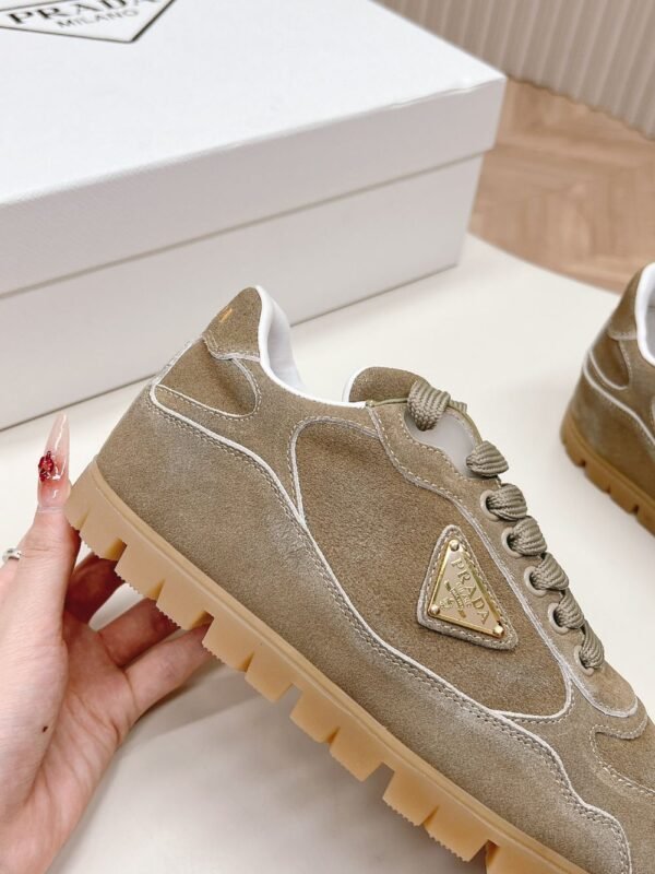 Prada GAT 24ss  Khaki Grey