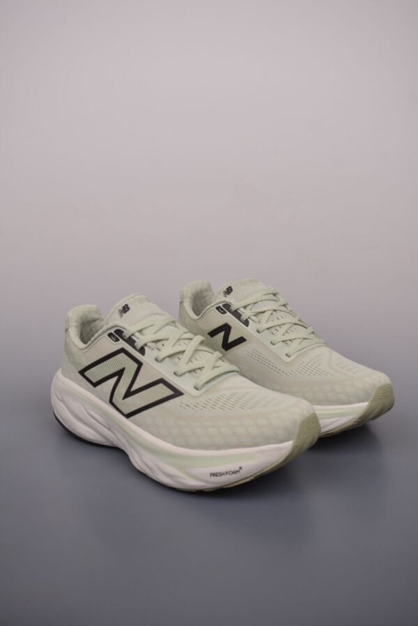 New Balance Fresh Foam Evoz v2 Light Green