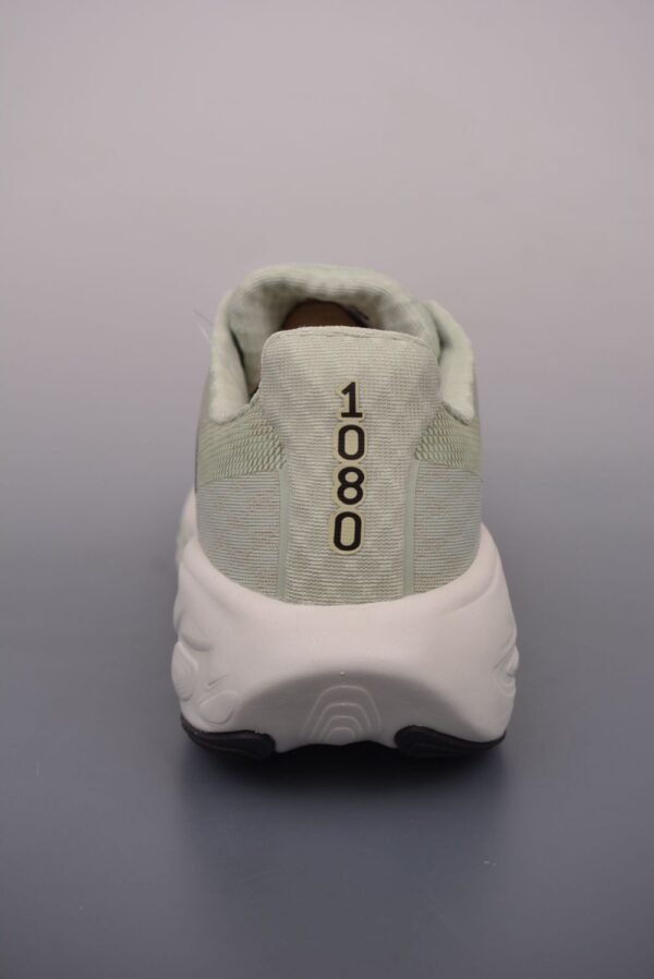 New Balance Fresh Foam Evoz v2 Light Green
