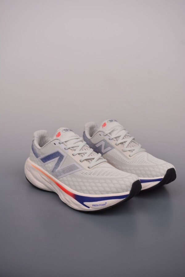 New Balance Fresh Foam Evoz v2 White Blue Red