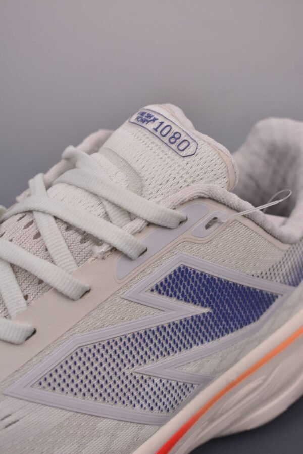 New Balance Fresh Foam Evoz v2 White Blue Red