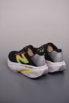 New Balance Fresh Foam Evoz v2 Black Rainbow