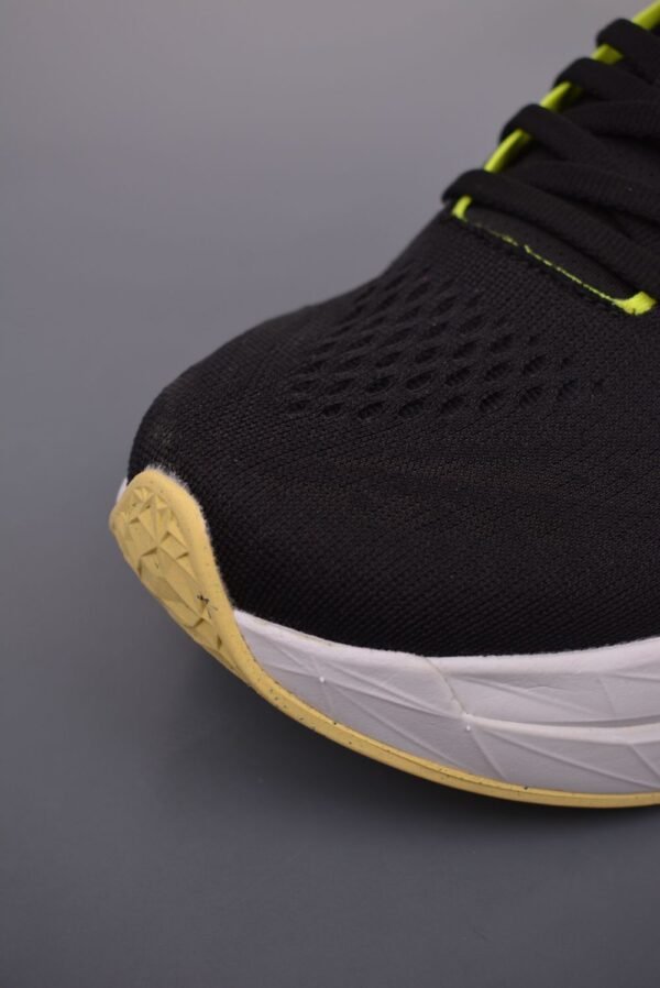 New Balance Fresh Foam Evoz v2 Black Rainbow