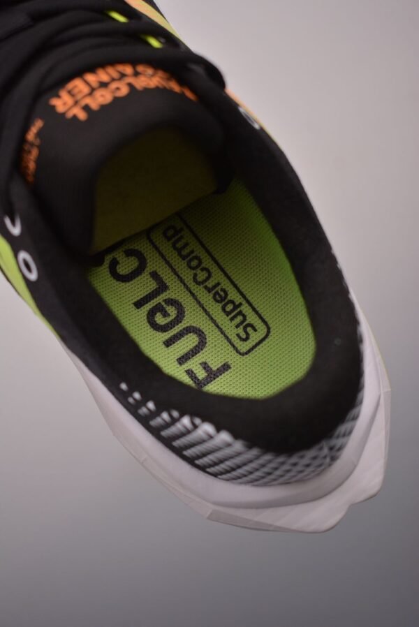 New Balance Fresh Foam Evoz v2 Black Rainbow