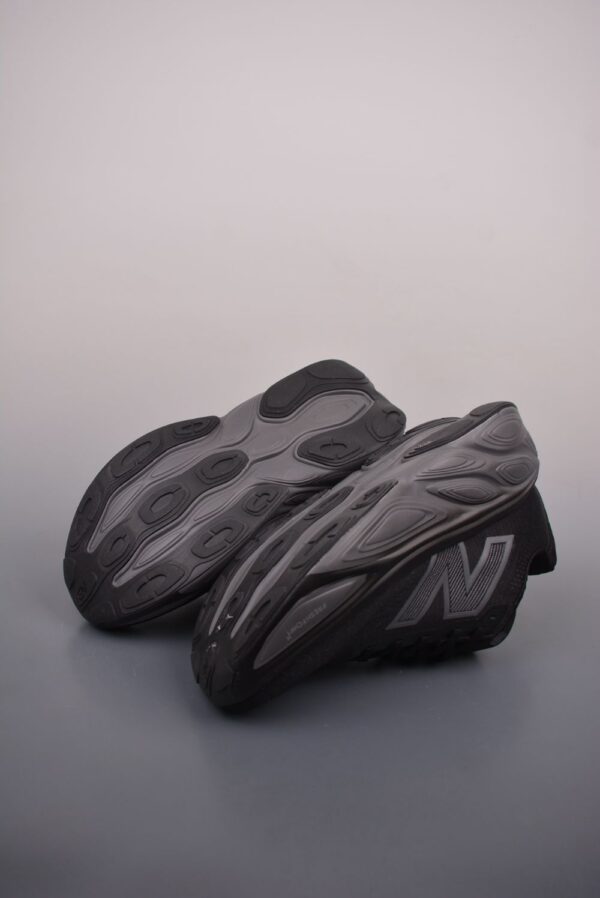 New Balance Fresh Foam X  More V3 Black