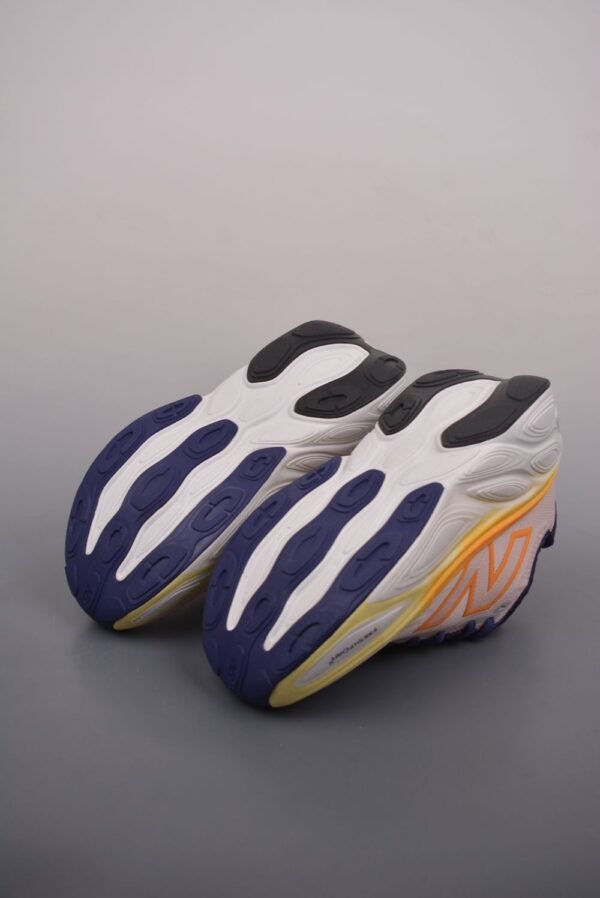 New Balance Fresh Foam X  More V3 Pink Orange Purple