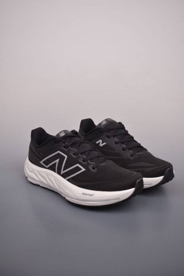 New Balance Fresh Foam x Vongo v6 Black White
