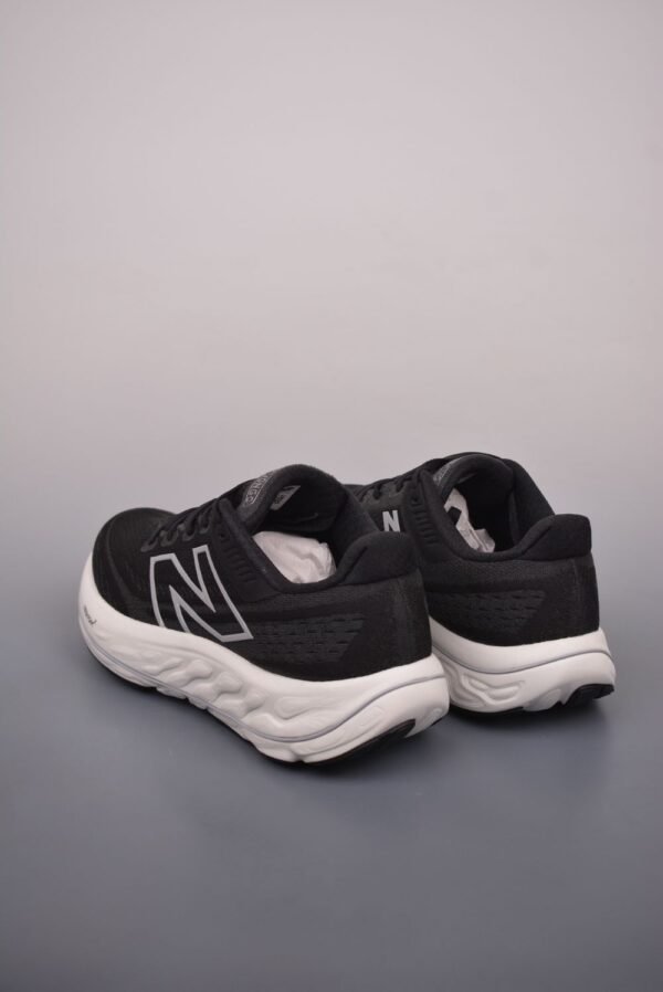 New Balance Fresh Foam x Vongo v6 Black White