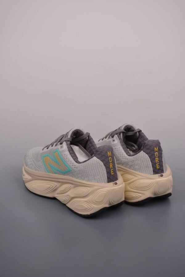 New Balance Fresh Foam Grey Cream