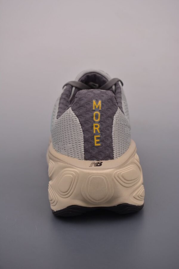 New Balance Fresh Foam Grey Cream