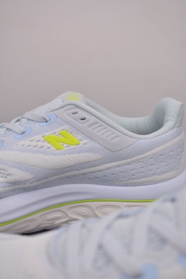 New Balance Fresh Foamx Vongo v6 Light Blue Yellow