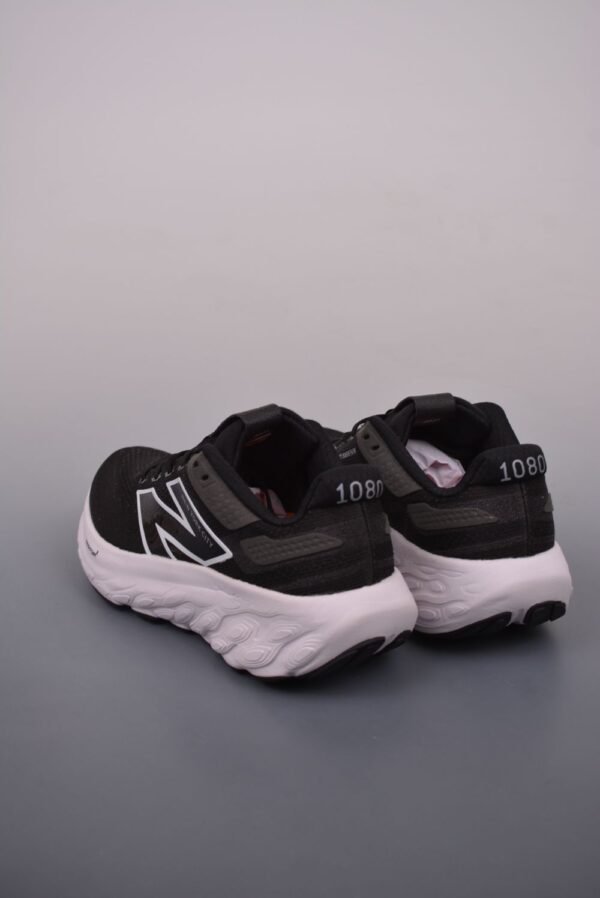 New Balance Fresh Foam Evoz v2 Black White