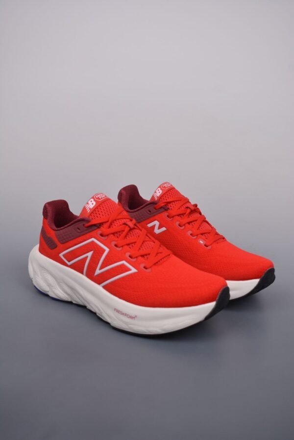 New Balance Fresh Foam Evoz v2 Red White