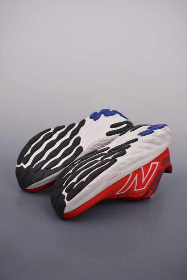 New Balance Fresh Foam Evoz v2 Red White