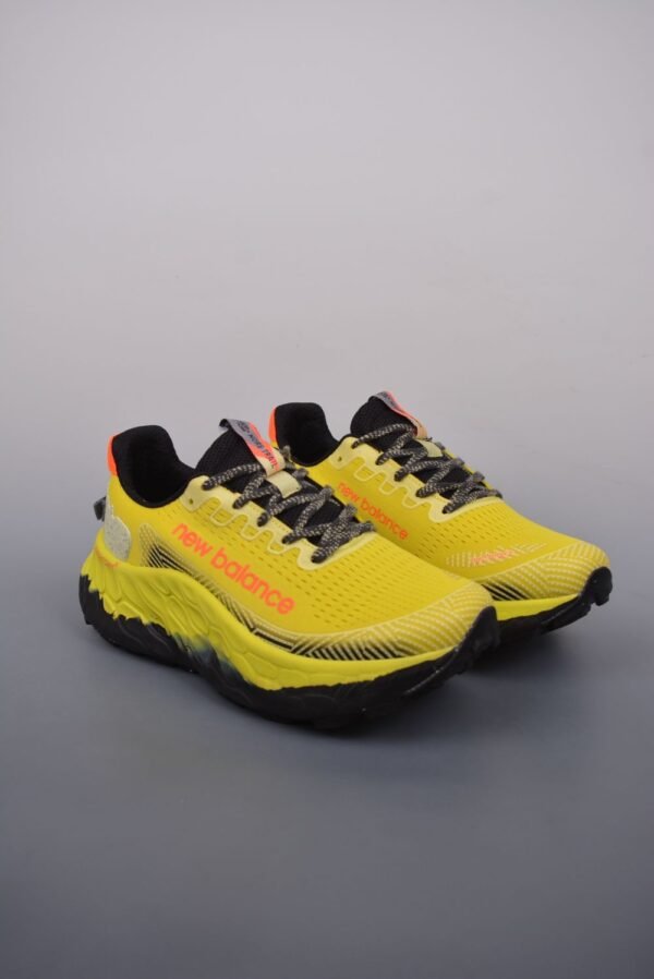 New Balance Fresh Foam Evoz v2 Yellow