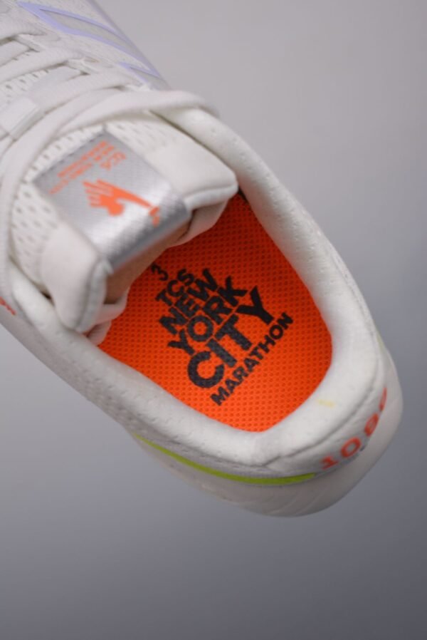 New Balance Fresh Foam Evoz v2 White