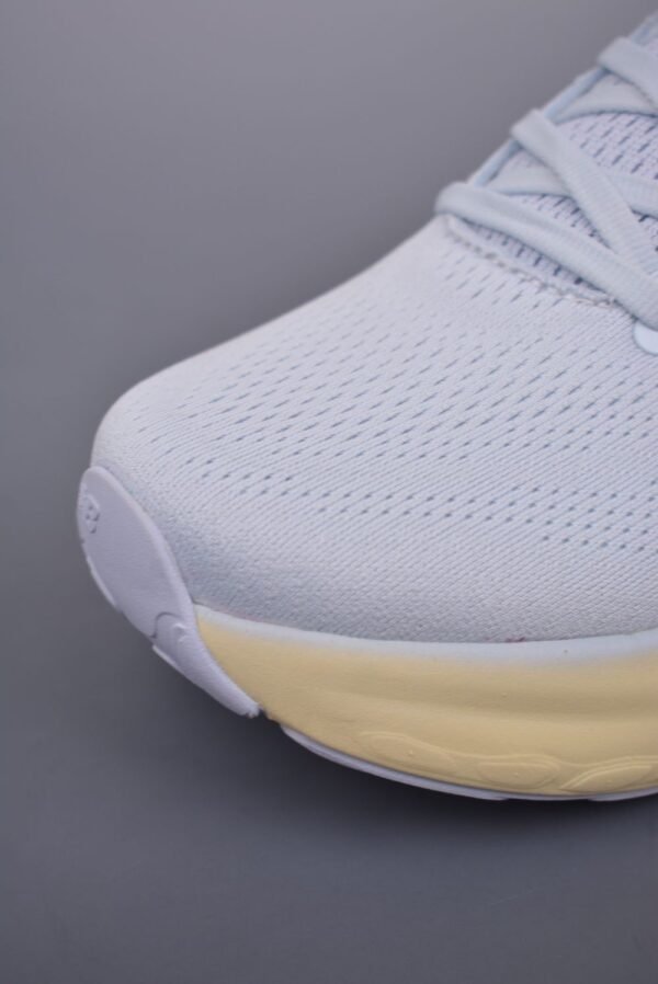 New Balance Fresh Foam Evoz v2 Blue Cream