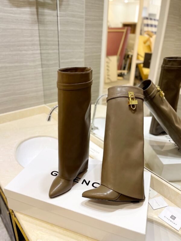 Givenchy Shark Lock 24ss Long Boots Green
