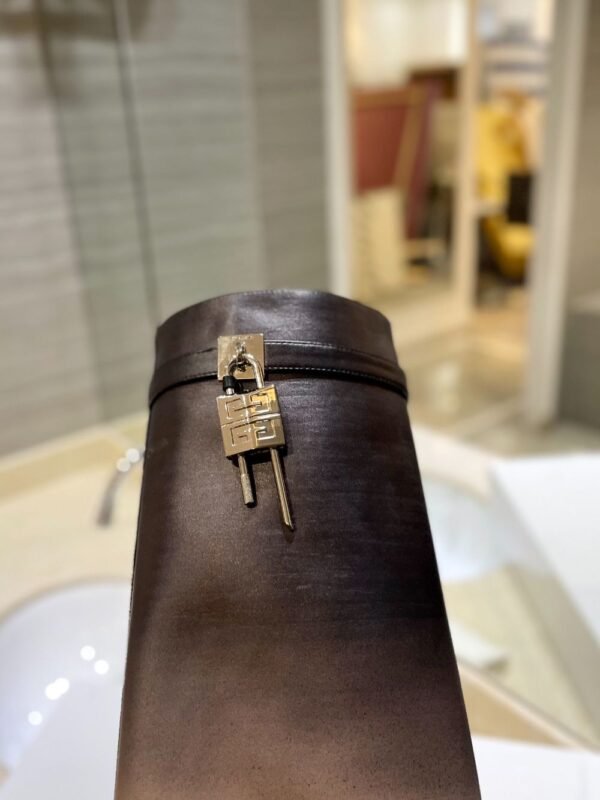 Givenchy Shark Lock 24ss Long Boots Cream Black Gradient