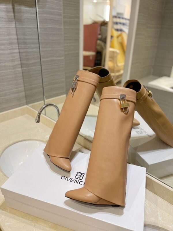 Givenchy Shark Lock 24ss Long Boots Yellow