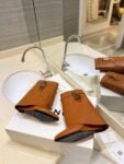 Givenchy Shark Lock 24ss Brown