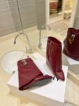 Givenchy Shark Lock 24ss Deep Red