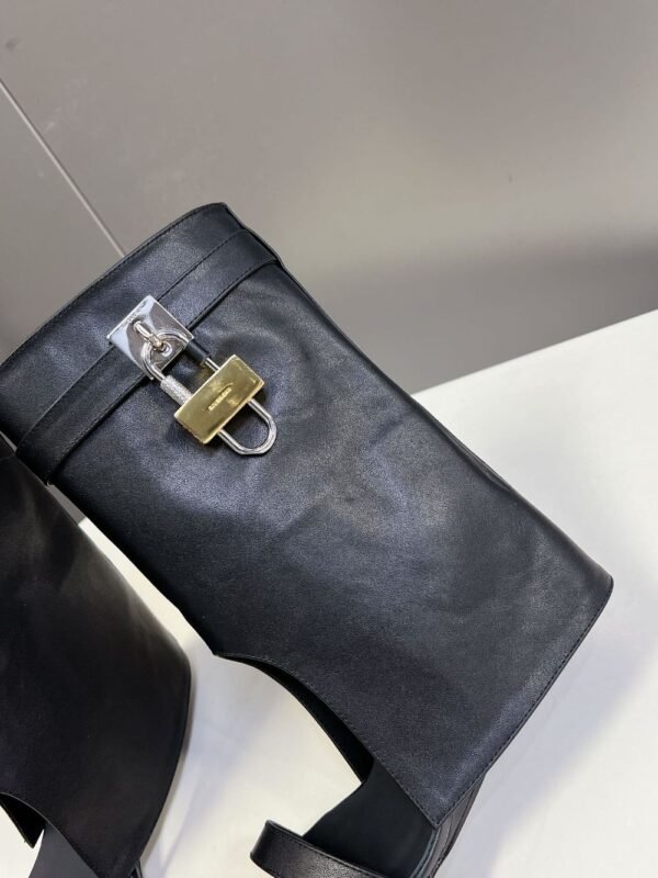 Givenchy Shark Lock Slippers Black