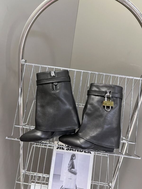 Givenchy Shark Lock Ankle Boots Black