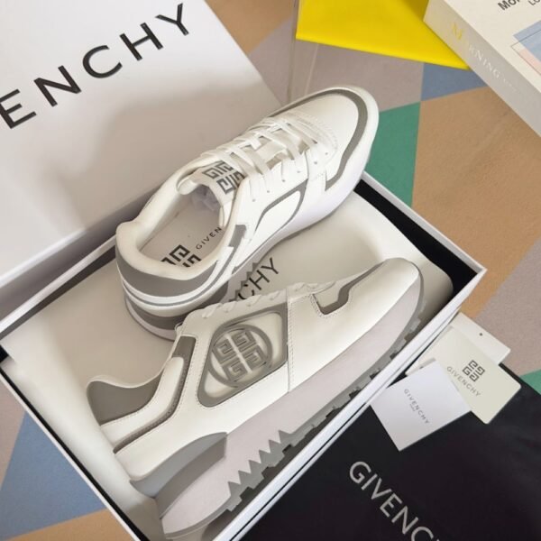 Givenchy 4G Sneakers White Grey