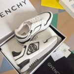 Givenchy 4G Sneakers White Black