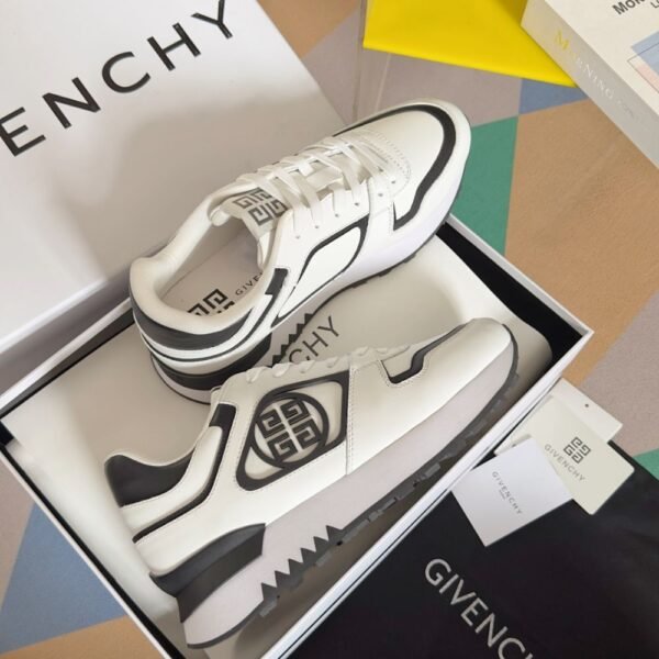 Givenchy 4G Sneakers White Black
